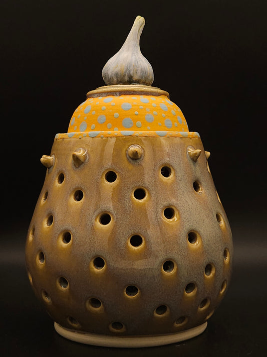 Garlic Keeper